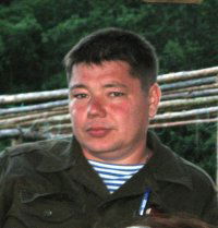 Николай Артемов