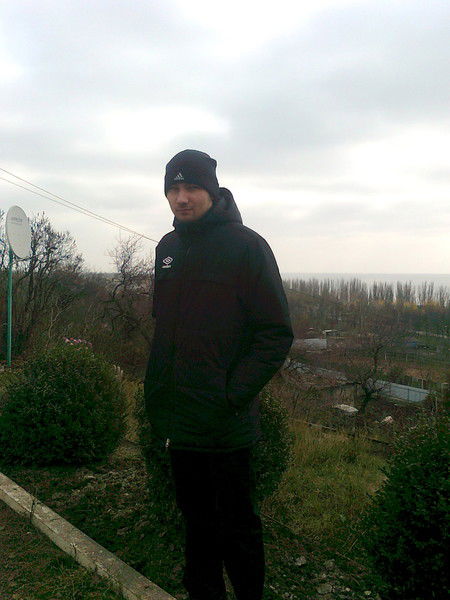 Денис Галанов