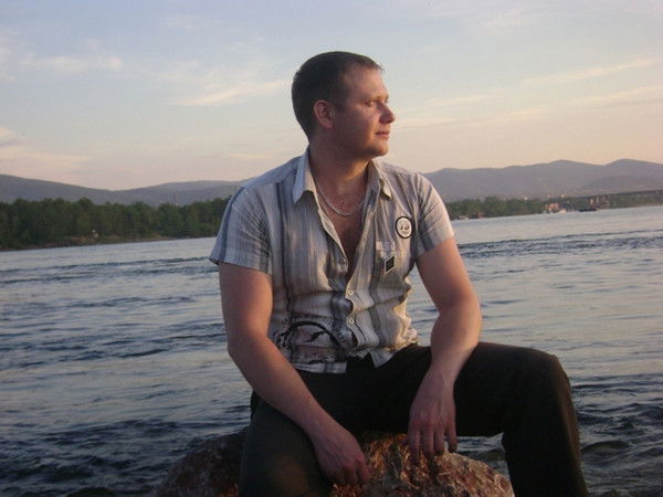 Михаил Команюк