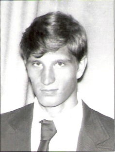 Виктор Романов