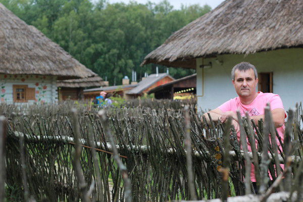 Юрий Лазорский