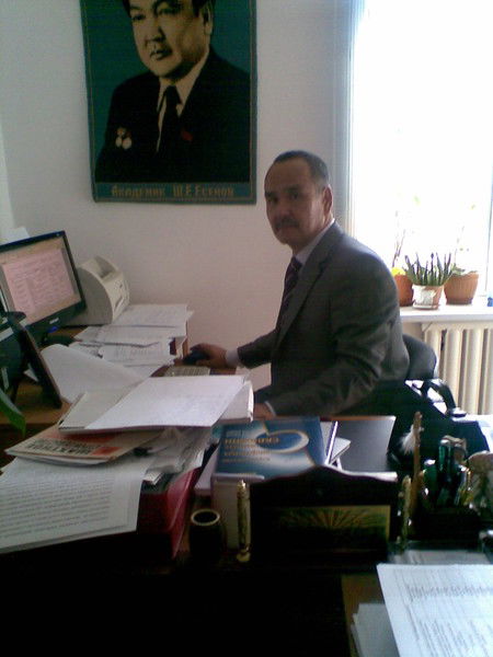 Макс Бисенгалиев