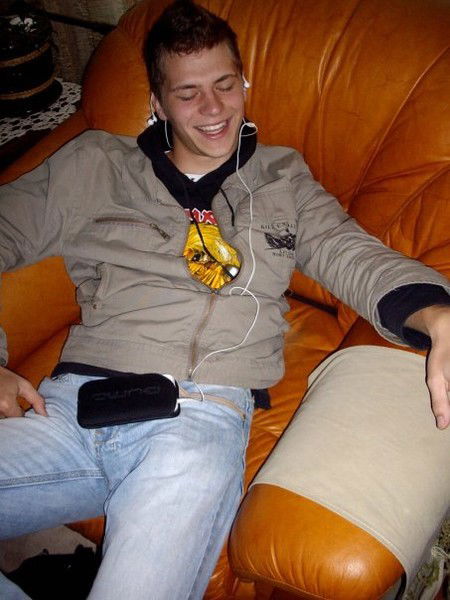 Неизвестно Неизвестно