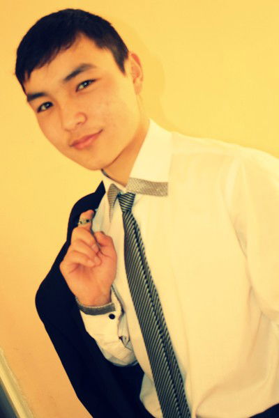 Олжас Ежембек