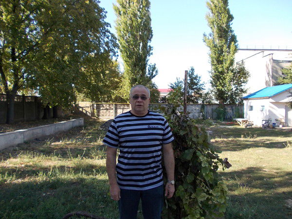 Олег Иванов