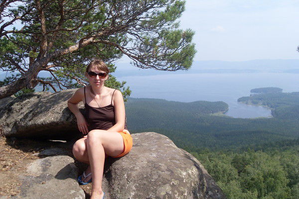 Людмила Попова