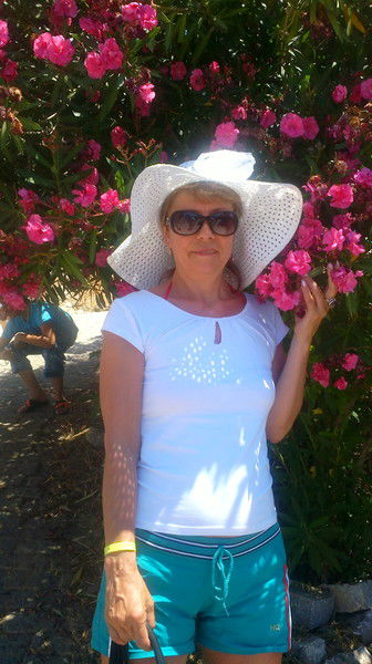 Елена Максимова