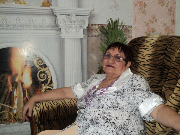 Елена Чаликова