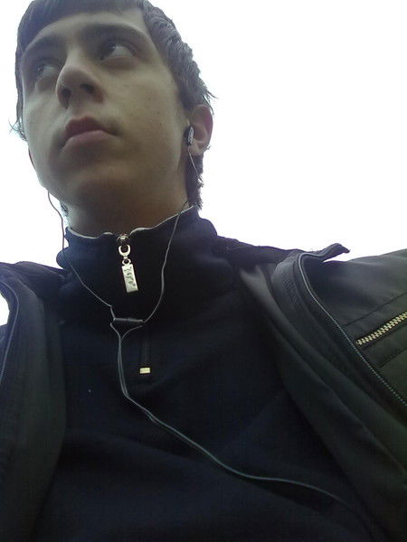 Денис Бочарников