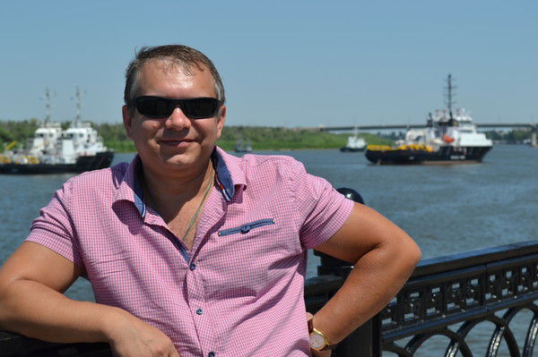 Анатолий Фомин