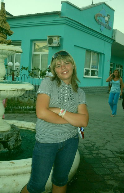 Лера Крестовская