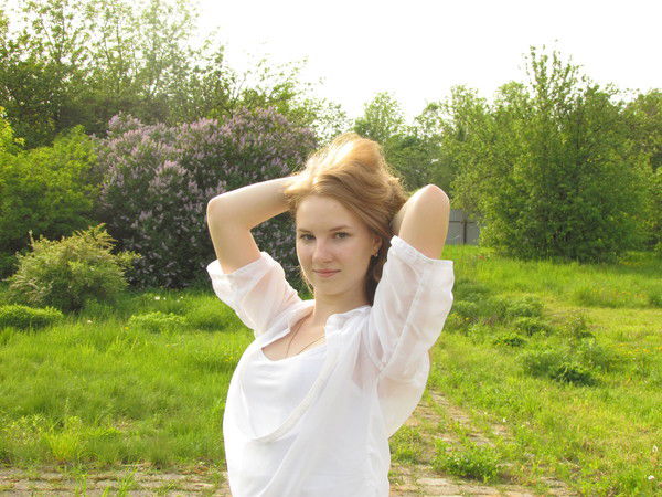 Катя Тихонова