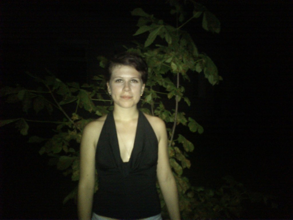 Оля Недзвецька