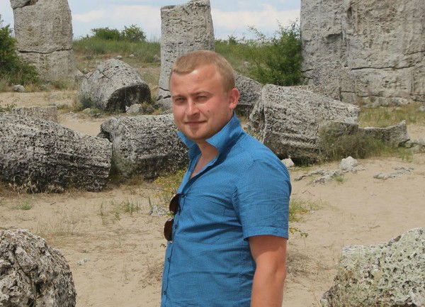 Максим Коломиец