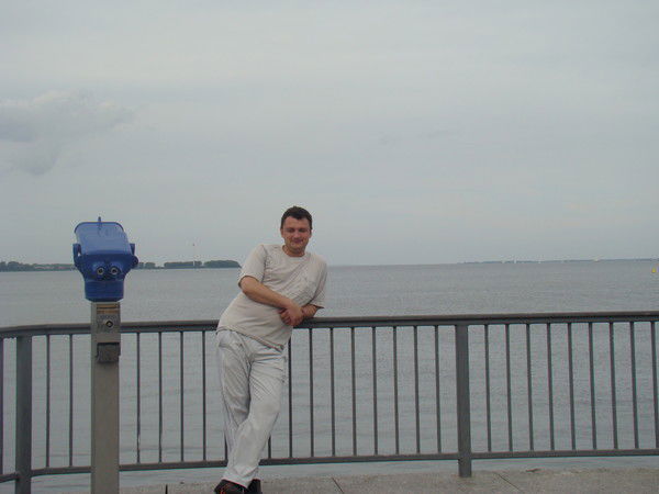 Александр Новиков