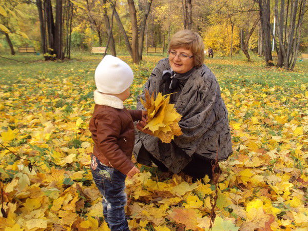 Лариса Попова