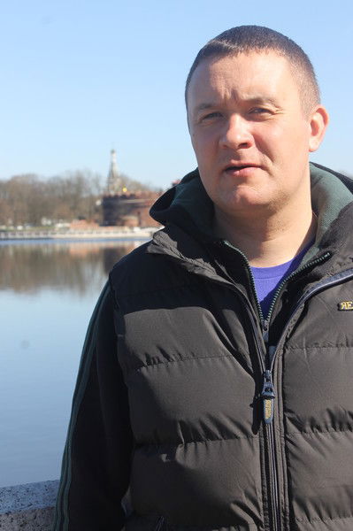 Николай Гутов