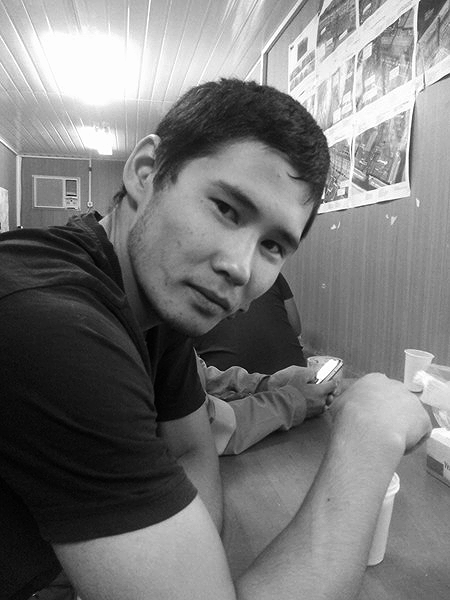 Айбек Ермухашев