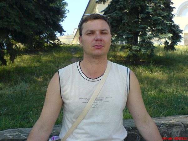 Михаил Бутусов