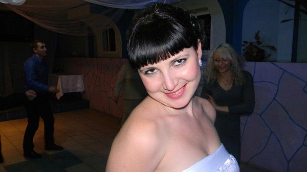 Лена Золотарева