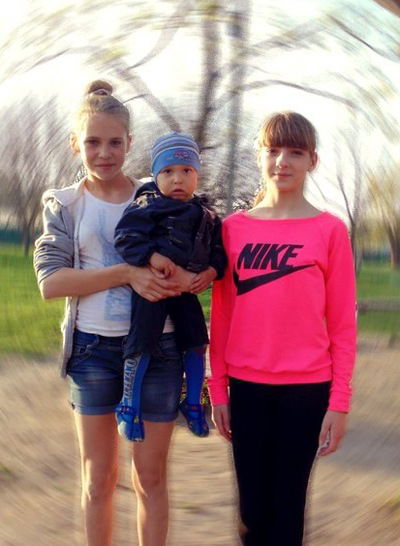 Оля Головня