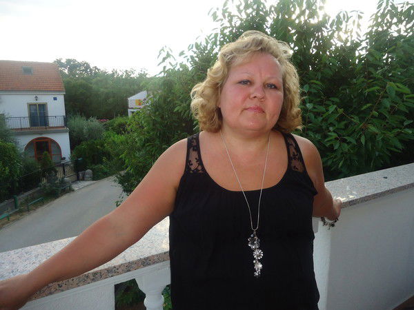 Эмилия ... ...