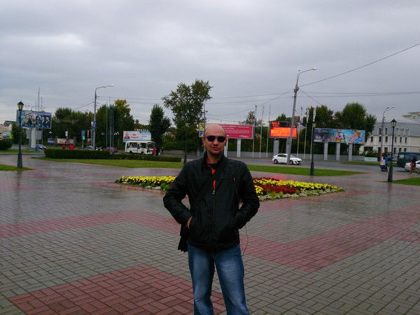 Андрей Долгов