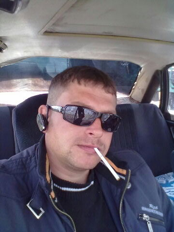 Александр Плотников