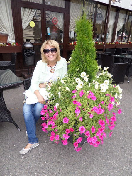 Елена Тихомирова