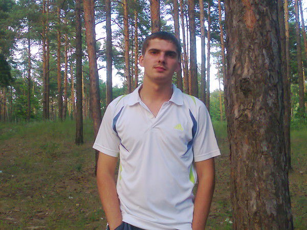 Саня Уваров