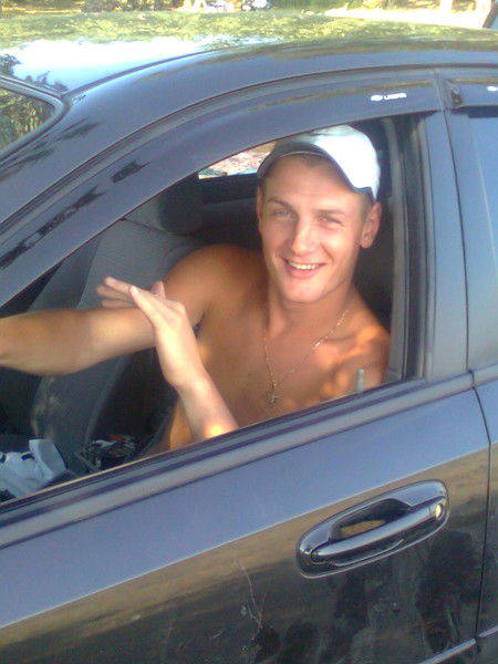 Павел Парешнев