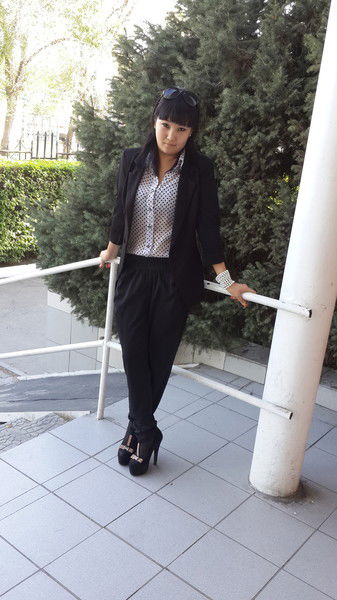 Асема Есболатовна