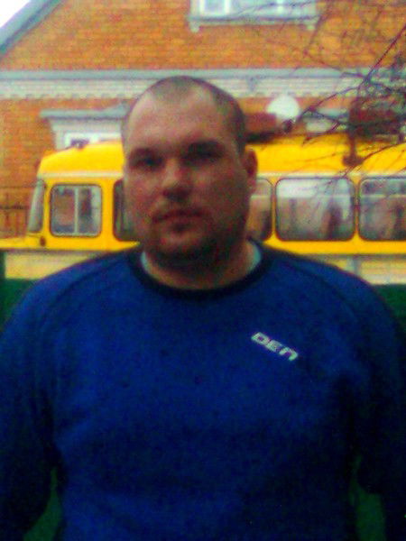 Александр Сухов