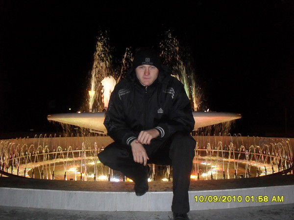 Роман Котов