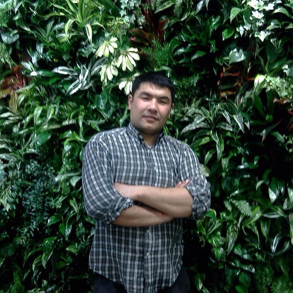 Мансур Нуриев