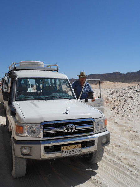 Олег Андронников