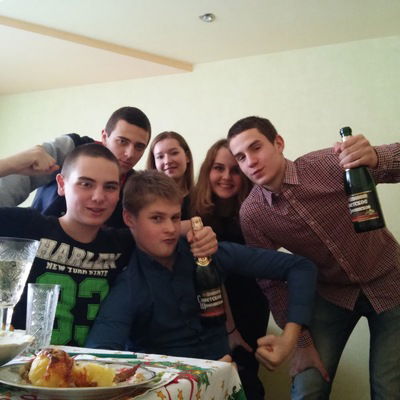 Максим Романов