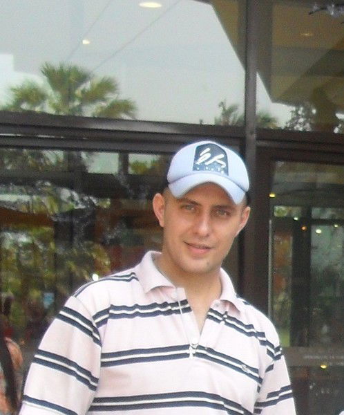 Женя Якунин