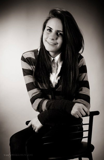 Олечка Бурцева