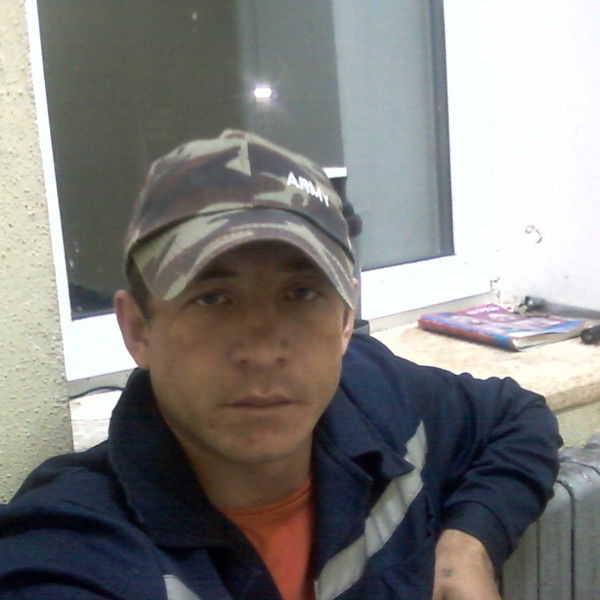 Миша Икушев