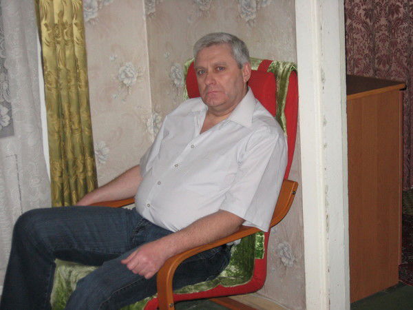 Юрий Иванов