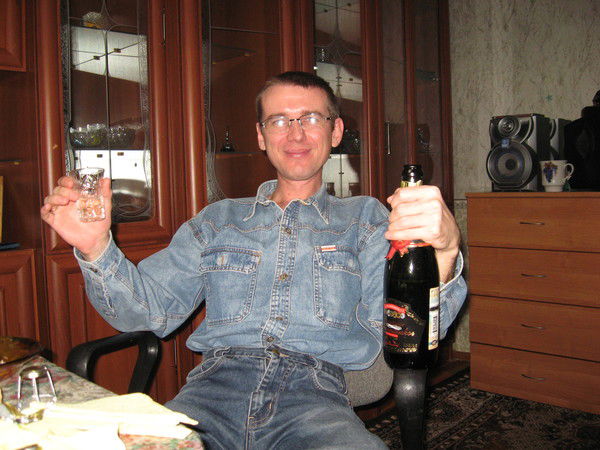 Влад Романенко