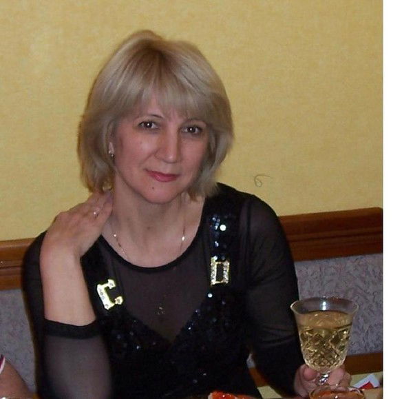 Наташа Оксова