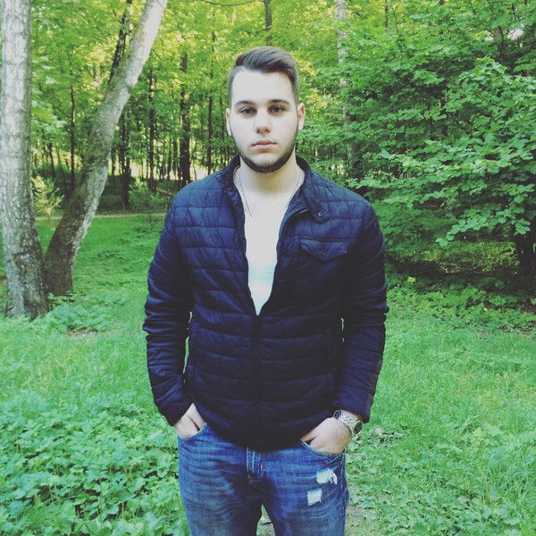 Ваня Аванесов