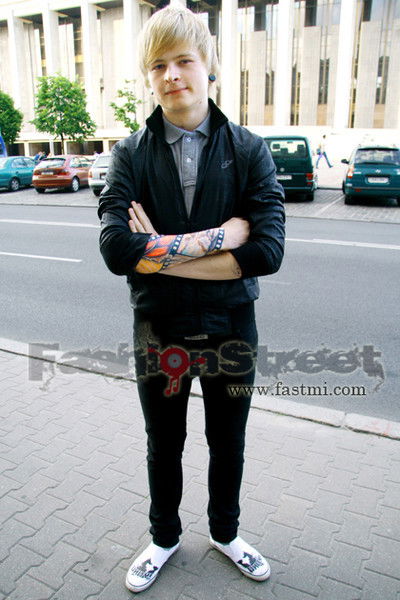 Элик Светов