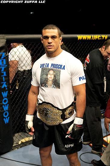 Айбек Максытов