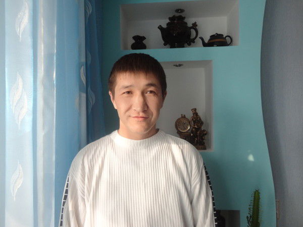 Асхат Садырбеков