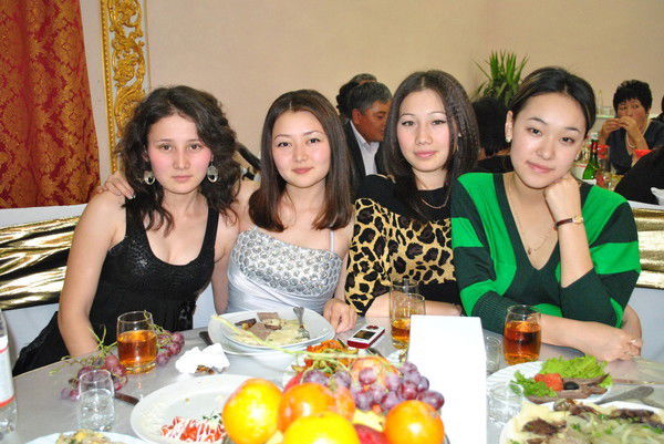 Кемал Ержан & Акмарал