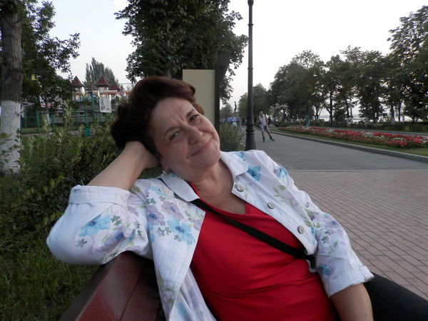 Надин Смолякова