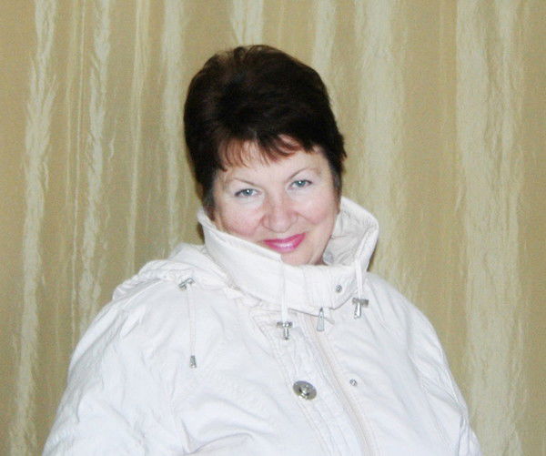 Валя Дмитрюкова